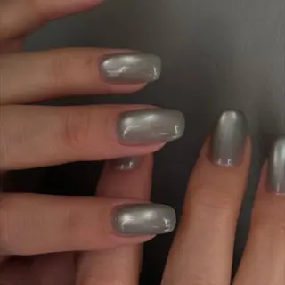 ネイル Manon tomiのネイルデザイン