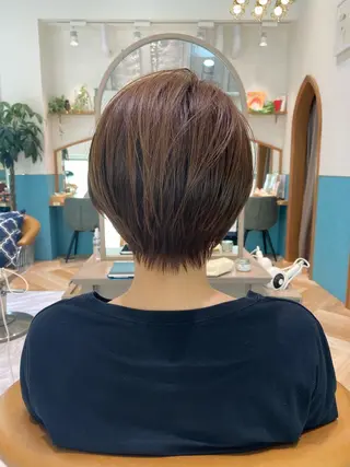 ショート カラー 似合わせ/小顔カット 🔷山方直也のヘアスタイル