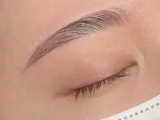 アイブロウ emina 🥣のマツエク・マツパデザイン