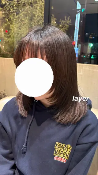 ミディアム 岡本 梨沙のヘアスタイル