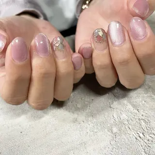 ネイル 東 千夏のネイルデザイン