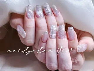 ネイル ✨Nailsalon Vi+✨のネイルデザイン