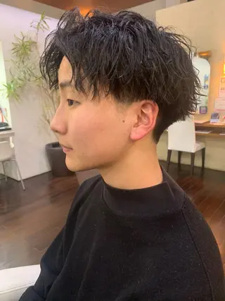 ショート パーマ メンズ イーストハムネオ高木 亮人🌿のヘアスタイル
