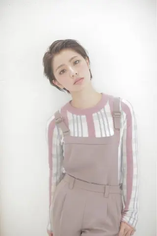 ショート カラー パーマ エイト ウメダのヘアスタイル