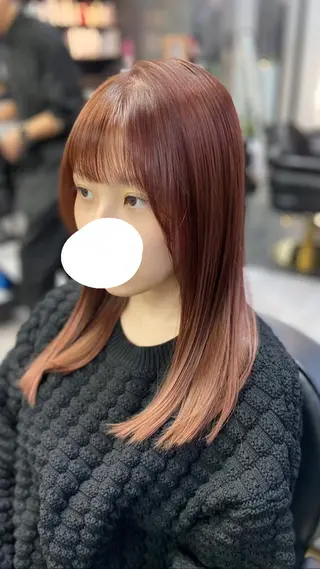 ロング カラー 瀧下 唯のヘアスタイル