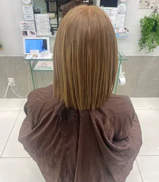 カラー EARTH/A 山根 彩夏のヘアスタイル