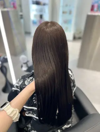 ロング Itsuki/心斎橋 髪質改善/暗髪カラーのヘアスタイル