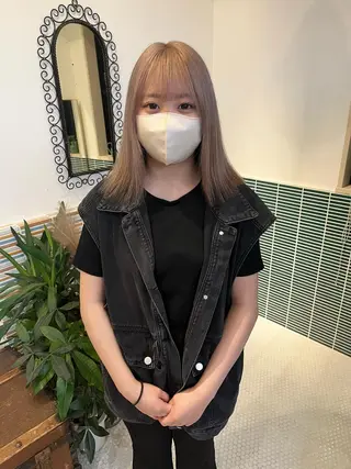 ミディアム カラー 🩷ハイトーン透明感 レイヤー🩷ユリカのヘアスタイル