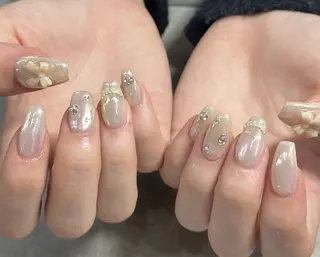 ネイル LAVISH nanamiのネイルデザイン