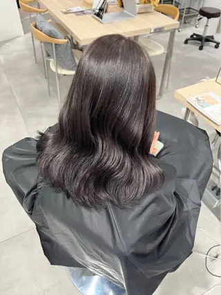 カラー Unami 表参道所属・ばんちなつ / ボブ/透明感カラーのヘアスタイル