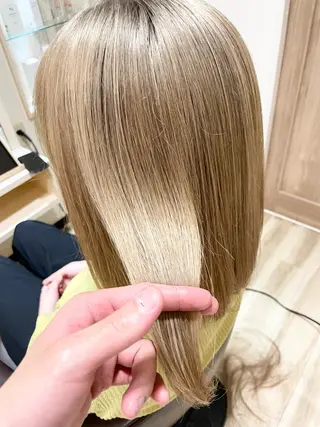 ミディアム カラー 🌈派手髪ハイトーン 🌈鈴木亮太🌈のヘアスタイル