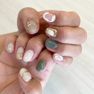 ネイル Nail Salon Gummi.のネイルデザイン