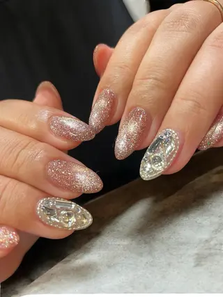 ネイル Hisaka Mikiのネイルデザイン