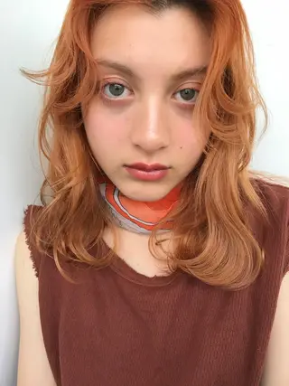 ロング LOREN＋透明感 オリーブhirokoのヘアスタイル