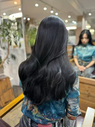 ロング カラー 縮毛矯正➕髪質改善➕ レイヤーカット　田畑のヘアスタイル