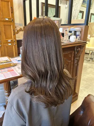 ロング やまもと かのんのヘアスタイル