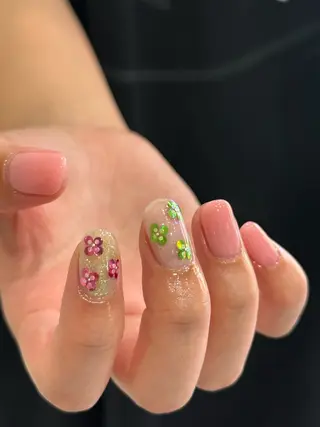 ネイル neouv所属・NEOUV_ mikuのネイルデザイン