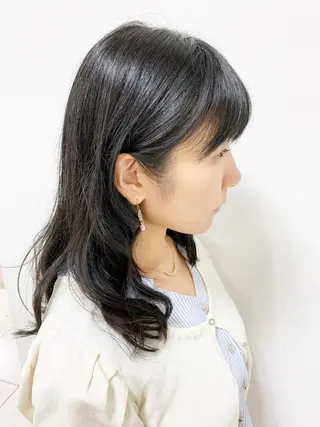 セミロング パーマ オチ ハナのヘアスタイル