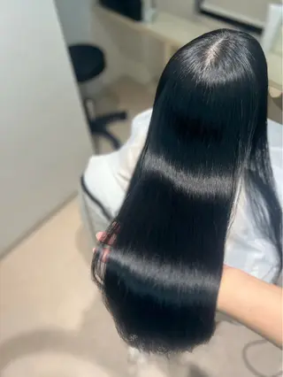 セミロング let's所属・金山/自然な縮毛矯正 藤井雄太のヘアスタイル