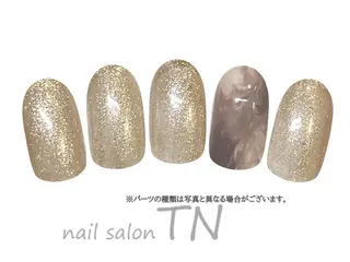 ネイル 中島 実穂のネイルデザイン