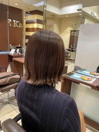 ミディアム 桑田 新菜のヘアスタイル