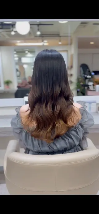 ロング パーマ コテ巻き/パーマ/艶 透明感/荻原凜太郎のヘアスタイル