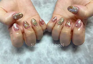 ネイル ネイルリボン 受付スタッフのネイルデザイン