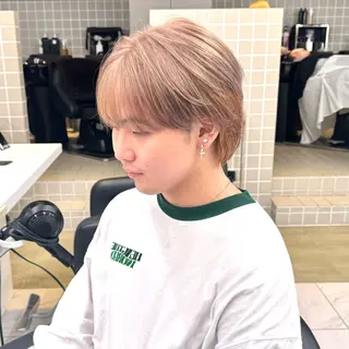 ミディアム カラー ヘアアレンジ メンズ 顔まわりカット の達人のヘアスタイル