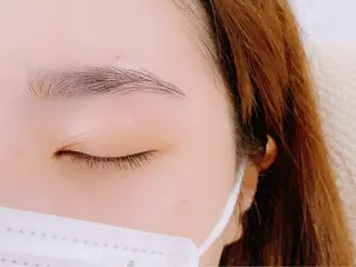 アイブロウ eyelasheeeアイラシー所属・eyelasheee アイラシーのマツエク・マツパデザイン