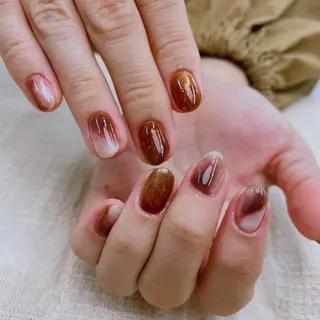 ネイル Blushオーナー Shiinaのネイルデザイン