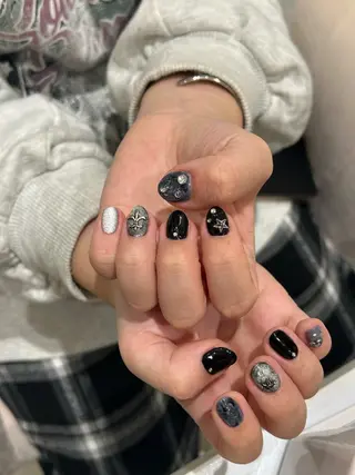 ネイル ꪆৎ平行アーチ ྀི ワカナの眉毛・アイブロウイメージ