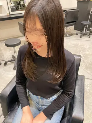 ロング MOURI CHISATOのヘアスタイル
