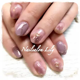 ネイル Nailsalon Lilyのネイルデザイン