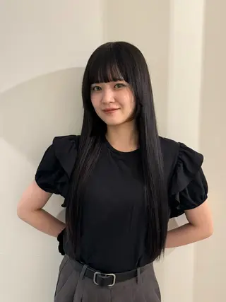 ロング カラー 内沼 恵留菜のヘアスタイル