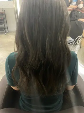 カラー 🩵顔まわり似合わせ 久保田せな🩵のヘアスタイル