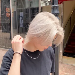 メンズ 透明感ブリーチ/ メンズパーマのヘアスタイル