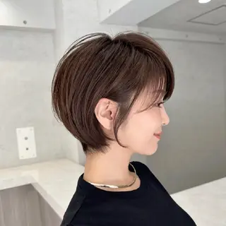 ショート グレージュ/レイヤー ふうか　渋谷のヘアスタイル