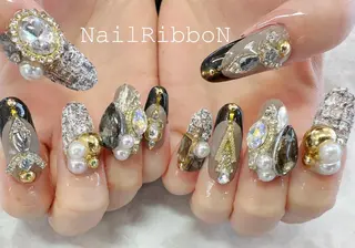 ネイル ネイルリボン 受付スタッフのネイルデザイン