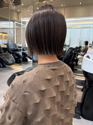 ショート カラー nok所属・レイヤー/ベージュ/ どますず🌺のヘアスタイル