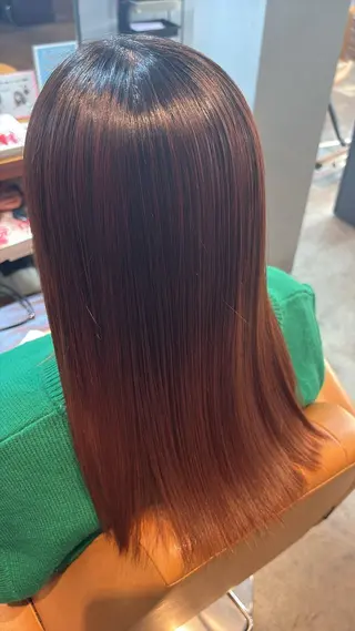 ロング 梨 音のヘアスタイル