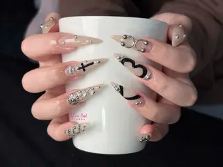 ネイル AConNailSalon所属・ACon NailSalonのネイルデザイン