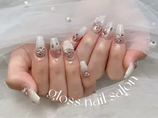 ネイル miho🍎 Gloss nailのネイルデザイン