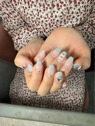 ネイル LAVISH nail salonのネイルデザイン