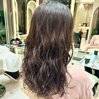 セミロング パーマ 🫒オリーブカラー/ みづき/パーマ🤍のヘアスタイル