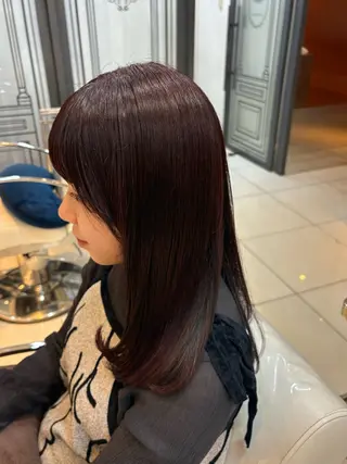 ミディアム カラー 坂田 愛彩萌のヘアスタイル