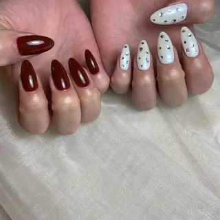 ネイル repos~ルポ~所属・里見 麗のネイルデザイン