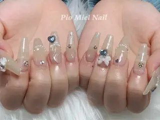 ネイル HANA 長さだしのネイルデザイン