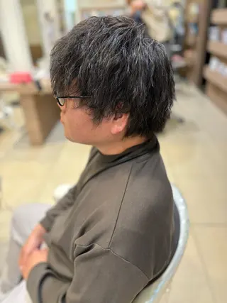 パーマ メンズ まとまる艶髪艶カラー 🎀内田さわか💛のヘアスタイル