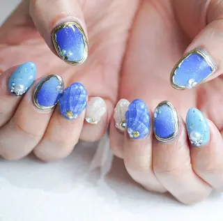 ミディアム Re nail所属・Re nailのネイルデザイン