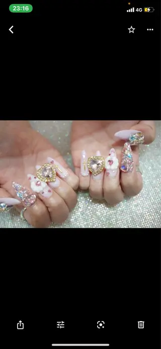 ネイル Rire_eye+beauty_nail所属・Rire_ nail_yukiのネイルデザイン
